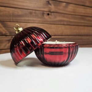 Red Bauble Soy Wax Candle - Image 2