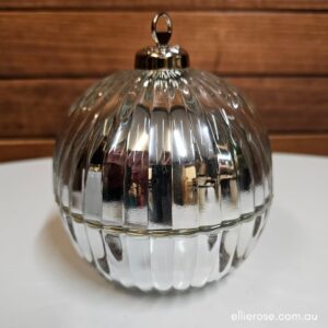 Silver Bauble Soy Wax Candle - Image 1